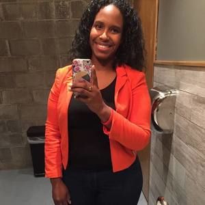 Meet your Posher, Eleni